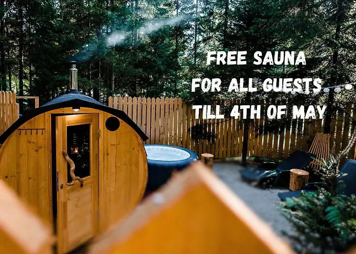 Glamping Forest Edge